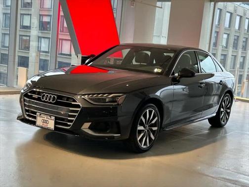 2023 Audi A4 Premium Plus 40 TFSI quattro S tronic