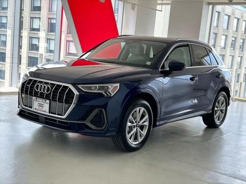 2023 Audi Q3 Premium 45 TFSI S line quattro Tiptronic