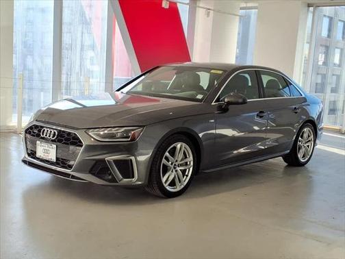 2023 Audi A4 Premium Plus 45 TFSI S line quattro S tronic