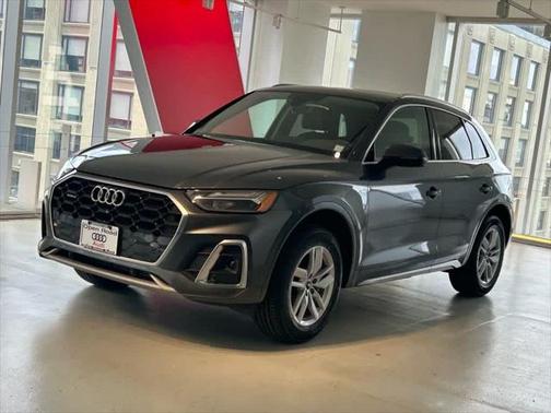 2023 Audi Q5 Premium 45 TFSI S line quattro