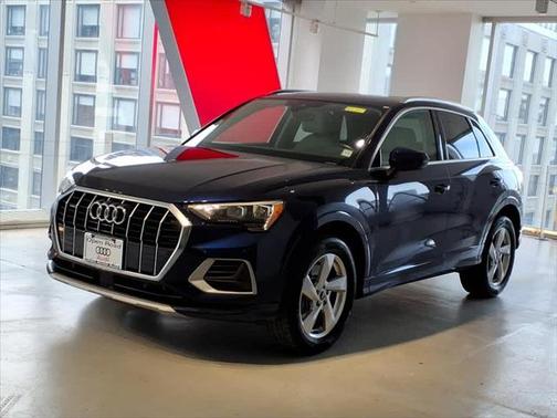 2022 Audi Q3 Premium 40 TFSI quattro Tiptronic