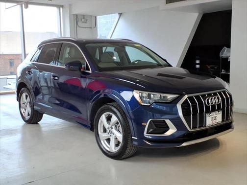 2022 Audi Q3 Premium 40 TFSI quattro Tiptronic