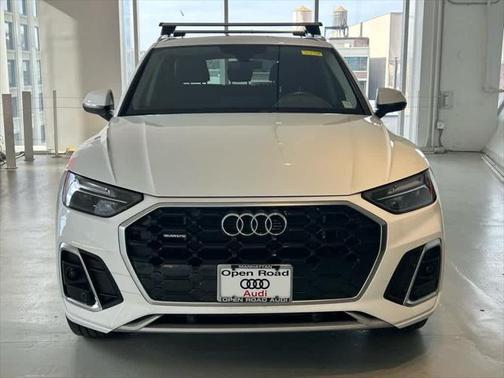 2025 Audi Q5 Premium 55 TFSI e S line quattro S tronic