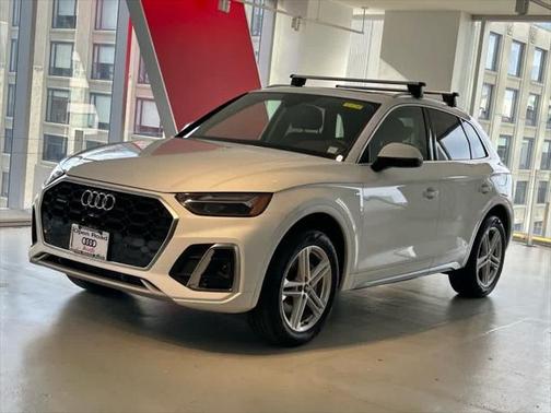 2025 Audi Q5 Premium 55 TFSI e S line quattro S tronic