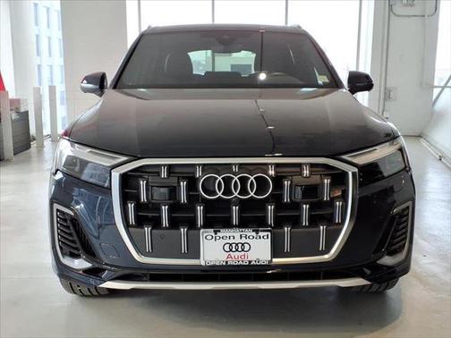 2025 Audi Q7 Premium Plus 55 TFSI quattro Tiptronic
