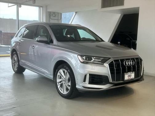 2022 Audi Q7 Premium Plus 55 TFSI quattro Tiptronic