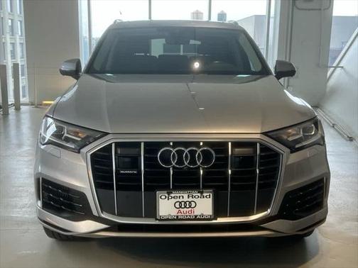 2022 Audi Q7 Premium Plus 55 TFSI quattro Tiptronic