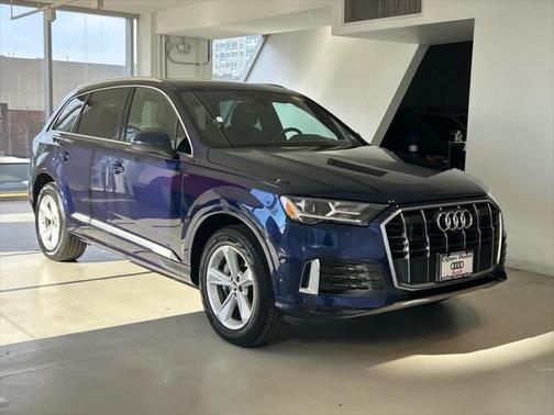 2022 Audi Q7 Premium Plus 45 TFSI quattro Tiptronic