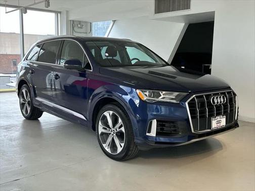 2022 Audi Q7 Premium Plus 55 TFSI quattro Tiptronic