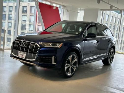 2022 Audi Q7 Premium Plus 55 TFSI quattro Tiptronic