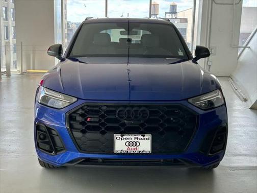2022 Audi SQ5 Premium Plus TFSI quattro Tiptronic