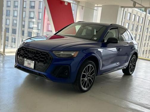 2022 Audi SQ5 Premium Plus TFSI quattro Tiptronic