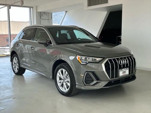 2022 Audi Q3 Premium 45 TFSI S line quattro Tiptronic