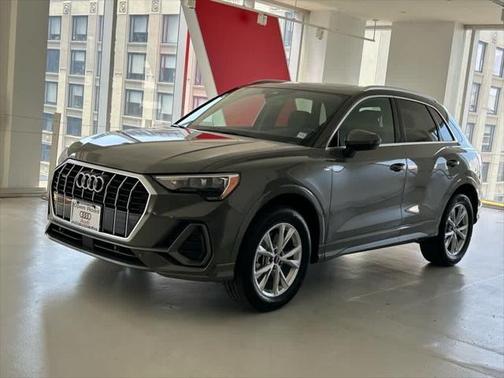 2022 Audi Q3 Premium 45 TFSI S line quattro Tiptronic
