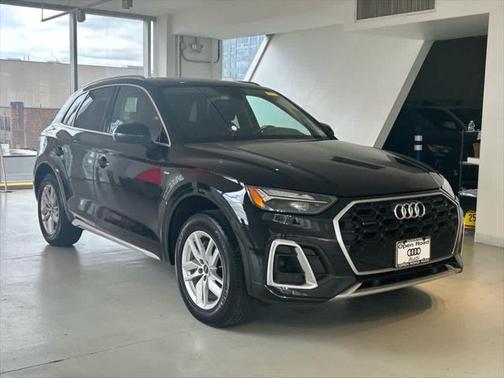 2023 Audi Q5 Premium 45 TFSI S line quattro