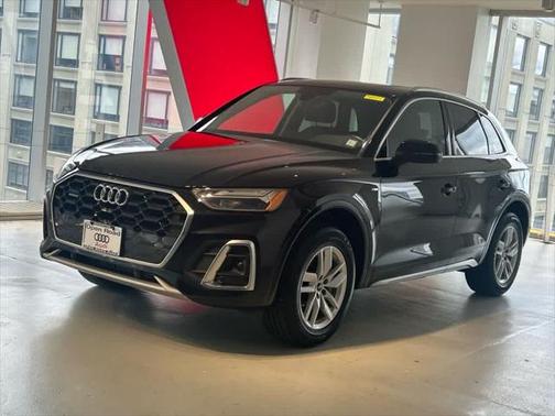 2023 Audi Q5 Premium 45 TFSI S line quattro