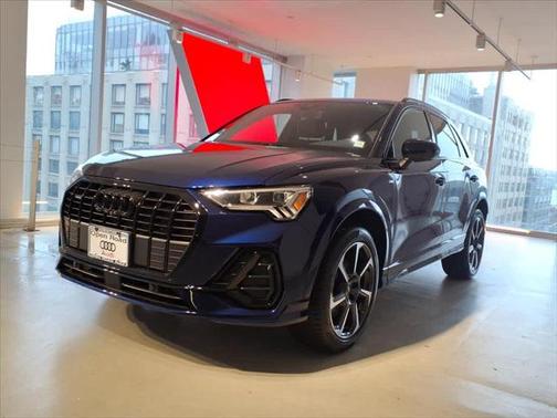 2025 Audi Q3 Premium 45 TFSI S line quattro Tiptronic