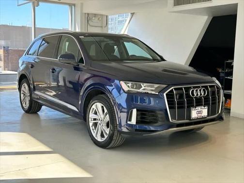 2022 Audi Q7 Premium Plus 55 TFSI quattro Tiptronic