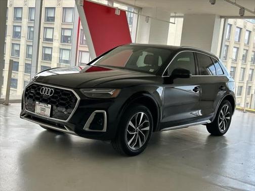 2023 Audi Q5 Premium Plus 45 TFSI S line quattro