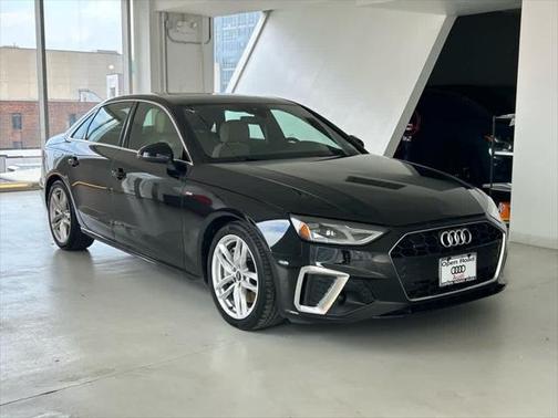 2022 Audi A4 Premium 45 TFSI S line quattro S tronic