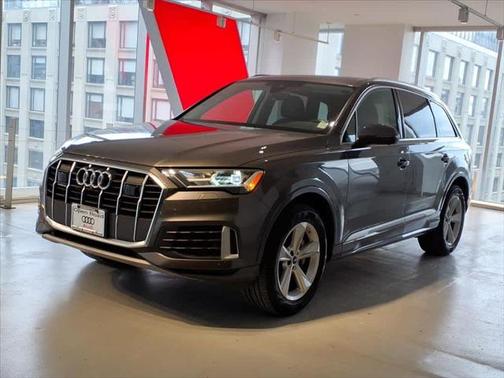 2023 Audi Q7 Premium Plus 45 TFSI quattro Tiptronic