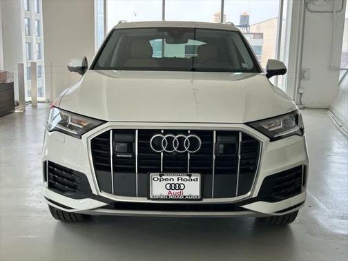 2023 Audi Q7 Premium 45 TFSI quattro Tiptronic