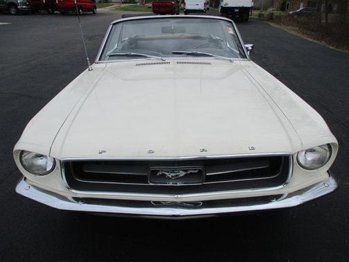 1967 Ford Mustang Base