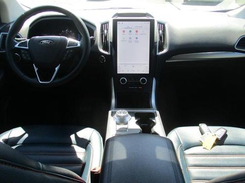 Oxford White 2023 Ford Edge SEL