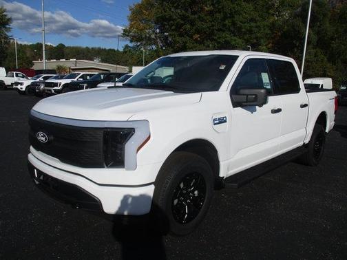 2025 Ford F-150 Lightning XLT