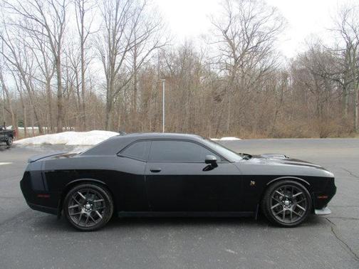 2016 Dodge Challenger R/T Scat Pack