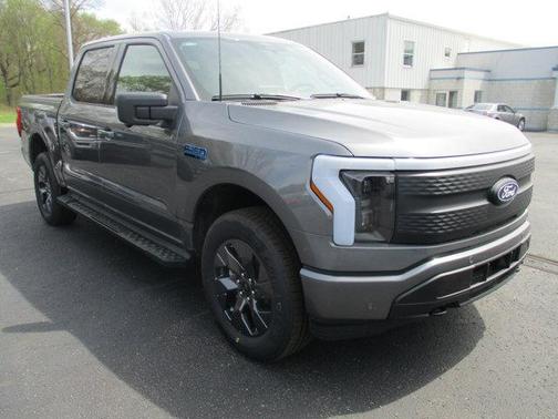 2025 Ford F-150 Lightning Flash