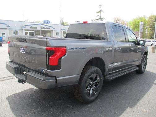 2025 Ford F-150 Lightning Flash