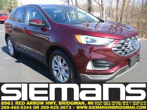 2022 Ford Edge Titanium