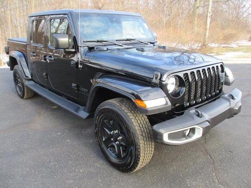 2021 Jeep Gladiator Sport S