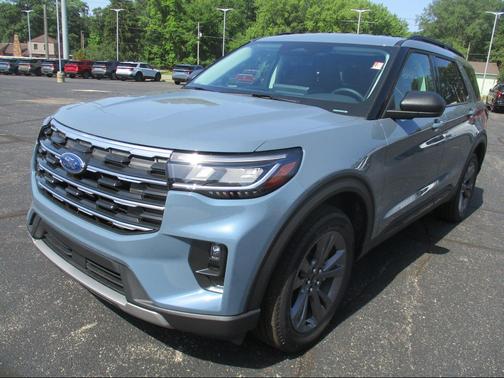Vapor Blue Metallic 2026 Ford Explorer Active