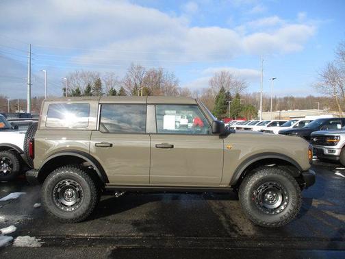 2025 Ford Bronco Badlands