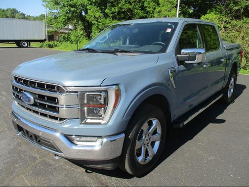Azure Gray Metallic Tri-Coat 2023 Ford F-150 Lariat