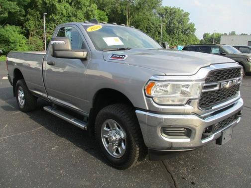 2024 RAM 2500 Tradesman Regular Cab 4x4 8' Box