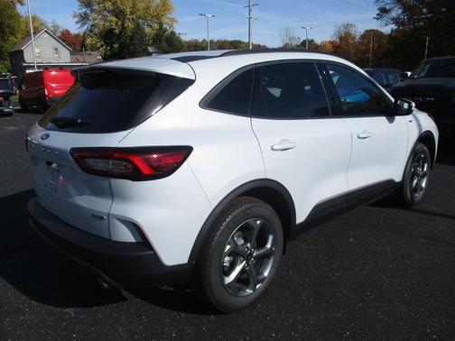 2026 Ford Escape ST-Line Select