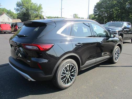 2025 Ford Escape PHEV Base