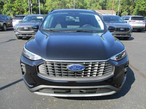 2025 Ford Escape PHEV Base