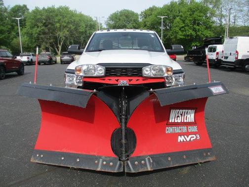 2022 RAM 2500 Tradesman Regular Cab 4x4 8' Box