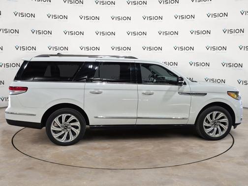 2024 Lincoln Navigator Reserve