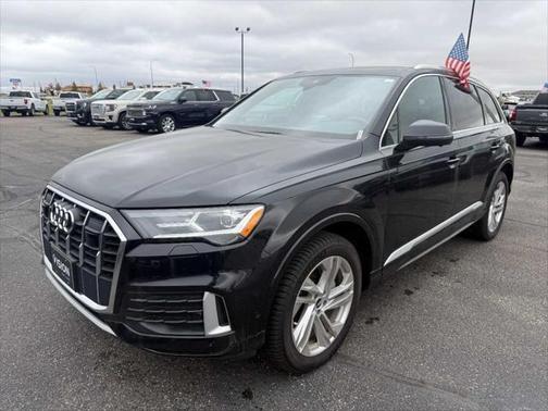 2021 Audi Q7 45 Premium Plus