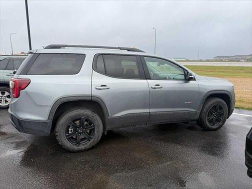 2023 GMC Acadia AWD AT4