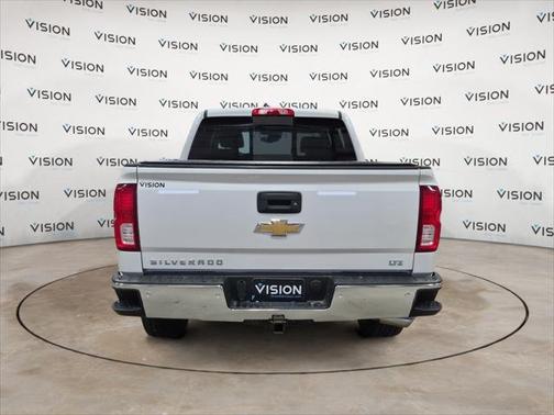 2017 Chevrolet Silverado 1500 4WD Crew Cab 143.5" LTZ w/1LZ