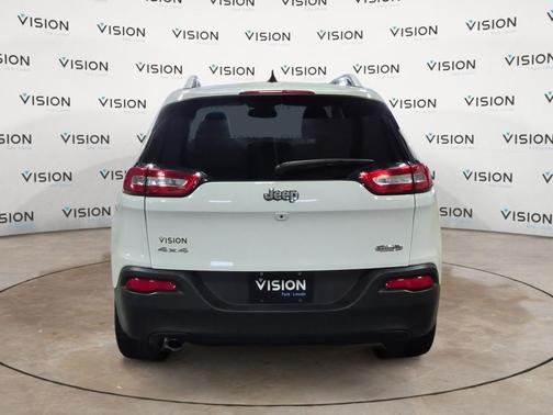 2016 Jeep Cherokee 4WD 4dr Latitude