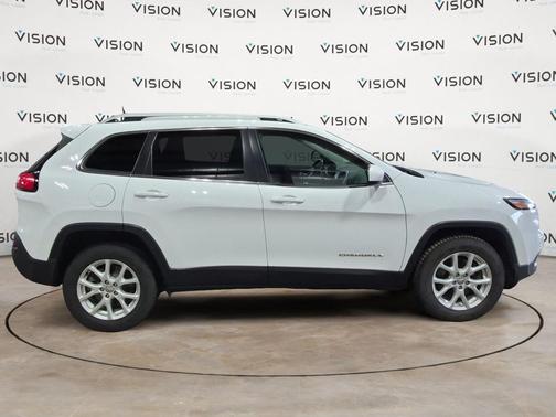 2016 Jeep Cherokee 4WD 4dr Latitude