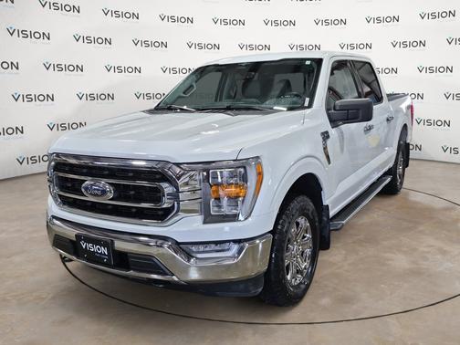 Oxford White 2023 Ford F-150 XLT 4WD SuperCrew 5.5' Box