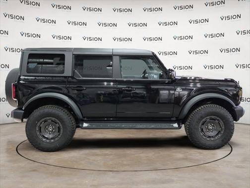 2025 Ford Bronco Outer Banks 4 Door 4x4